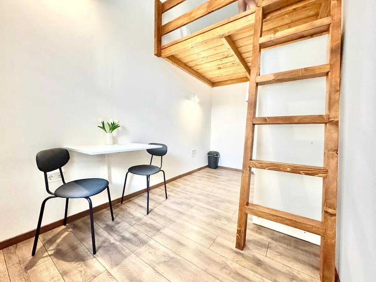 K87 Central Renovated 6Br Budapešť 0*,  Maďarsko