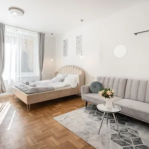D71 - Cozy Suite, Location By Bqa Budapest